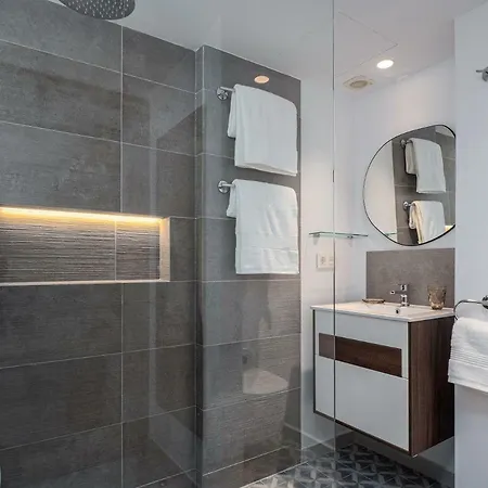 Old Town : Luxury Townhouse Дом отдыха