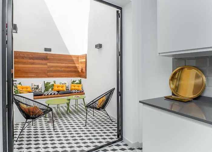 Old Town : Luxury Townhouse Holiday home *