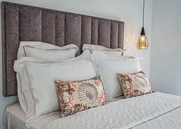 Old Town : Luxury Townhouse Holiday home *