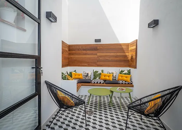 Old Town : Luxury Townhouse Marbella
