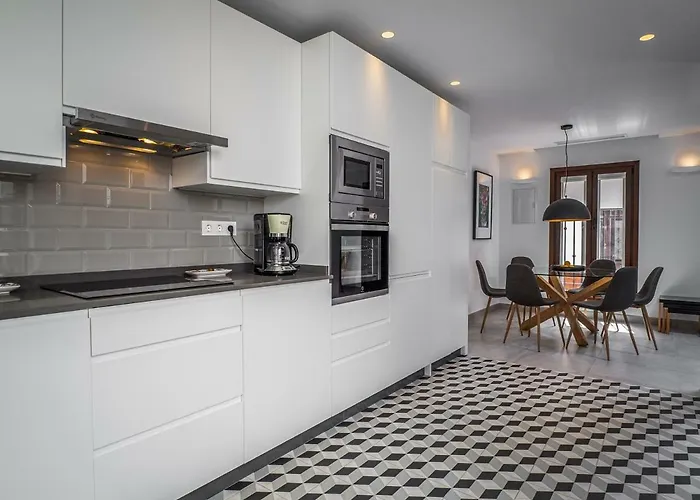 Holiday home Old Town : Luxury Townhouse Marbella